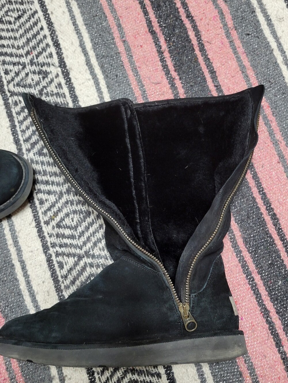 ugg boots - Picture 5 of 8